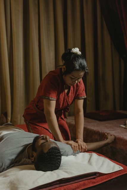 Massage thaï traditionnel — Anvers