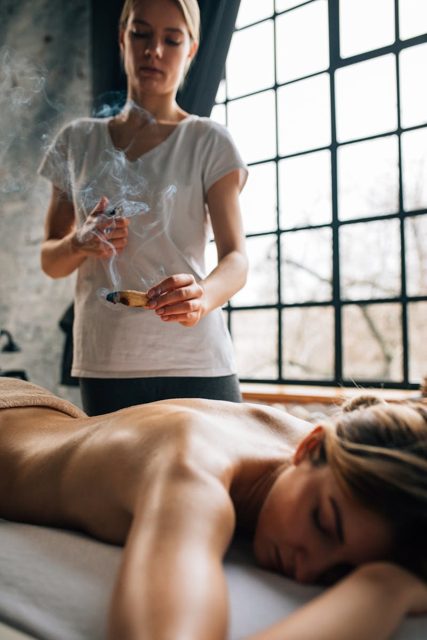 Hot stone massage — Amsterdam centrum